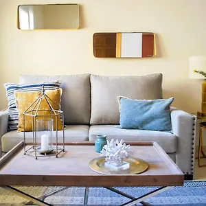 https://homely-mlaga-malagueta-con-parking.hotelsinnerja.org