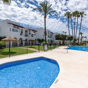 https://renovated-apartment-on-beachside-with-pool.1costadelsol.com